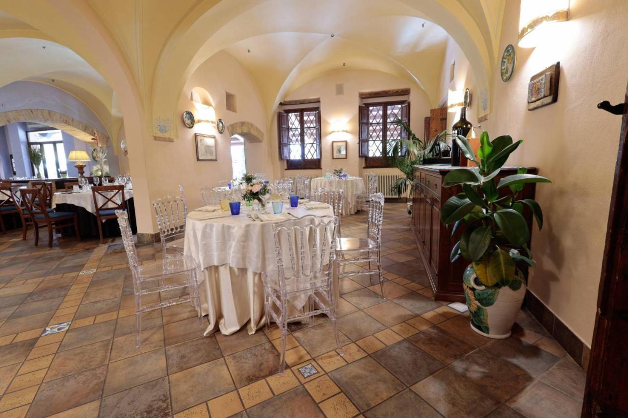 Hotel Corte Dei Tini テーラモ エクステリア 写真