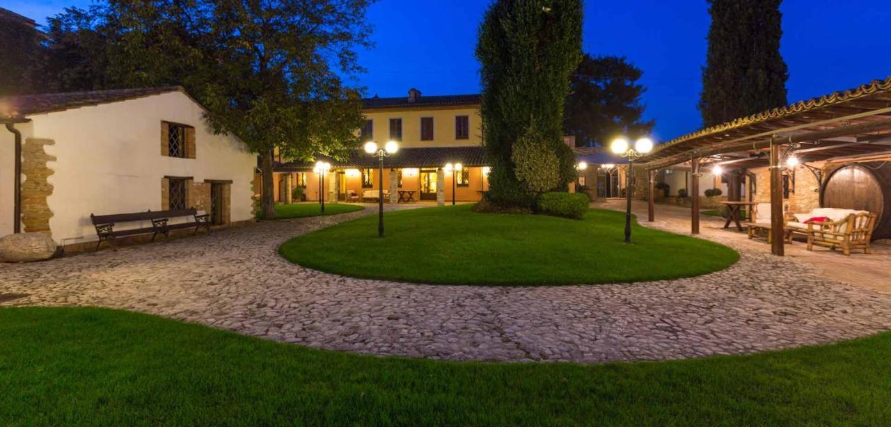 Hotel Corte Dei Tini テーラモ エクステリア 写真