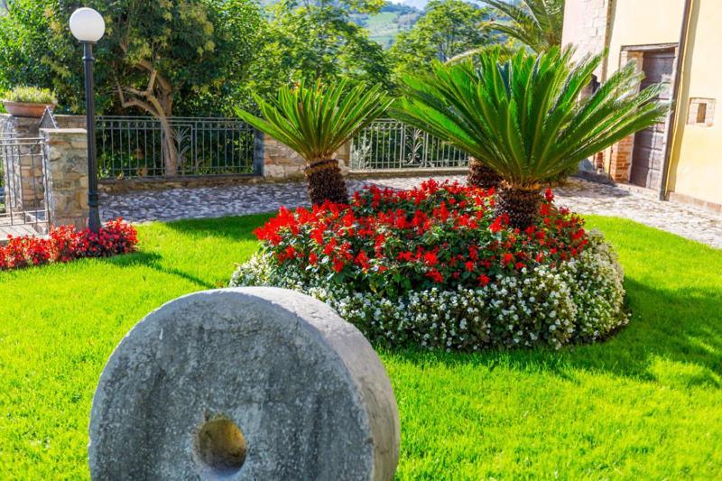 Hotel Corte Dei Tini テーラモ エクステリア 写真
