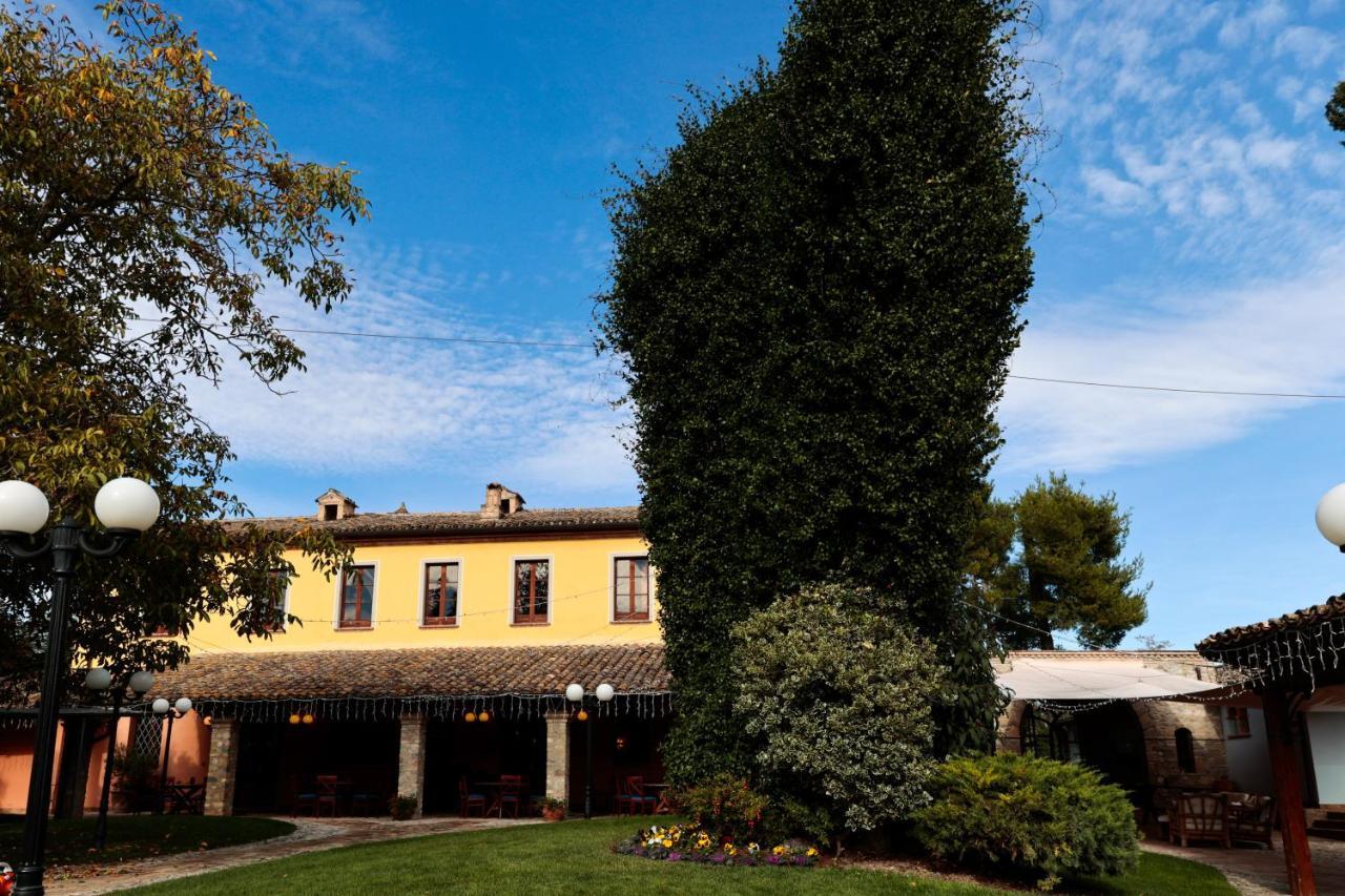Hotel Corte Dei Tini テーラモ エクステリア 写真