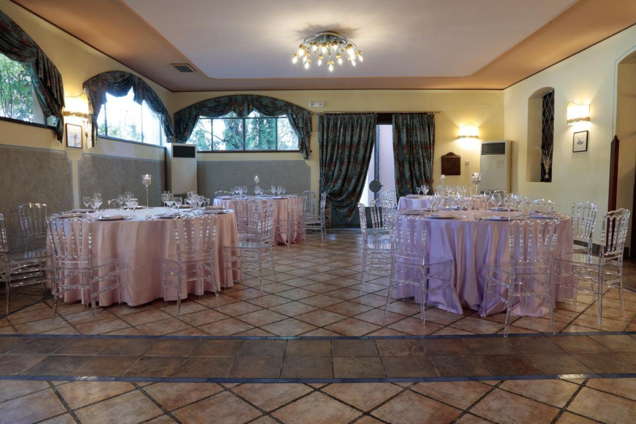 Hotel Corte Dei Tini テーラモ エクステリア 写真