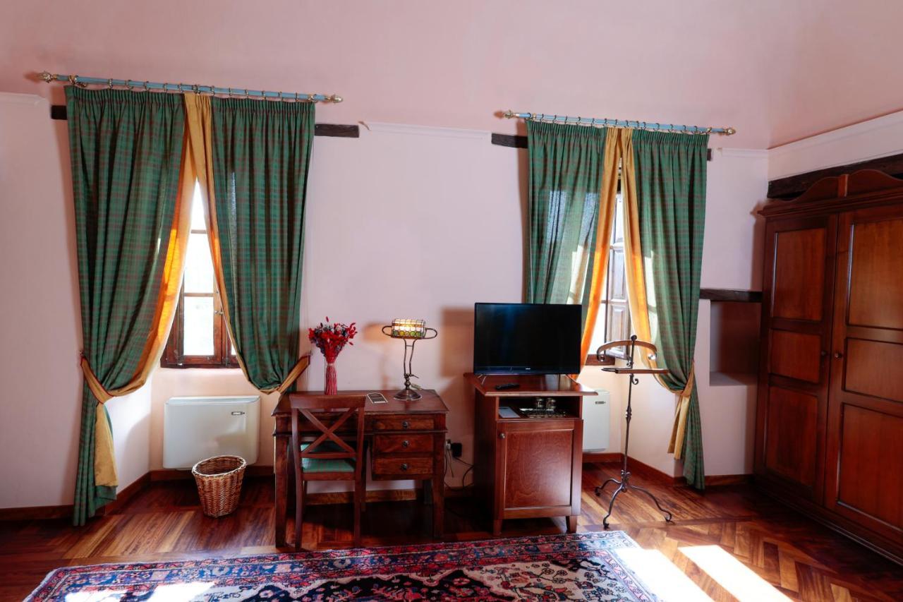 Hotel Corte Dei Tini テーラモ エクステリア 写真