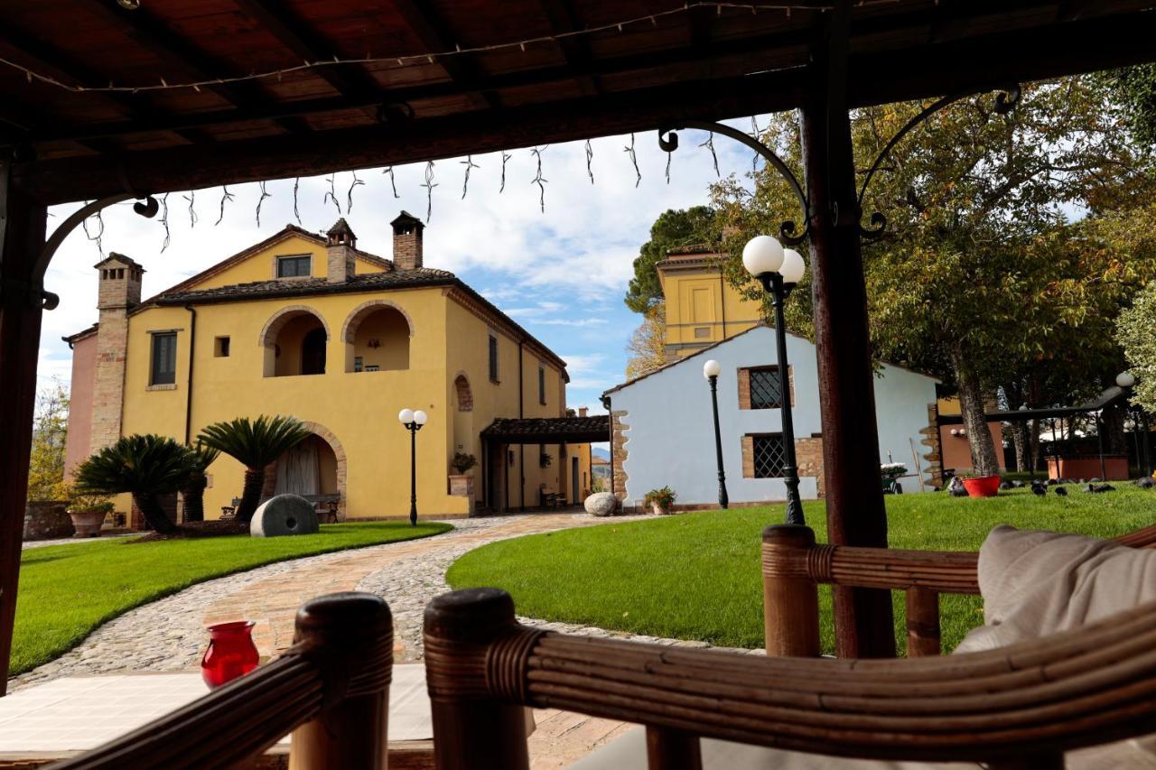 Hotel Corte Dei Tini テーラモ エクステリア 写真