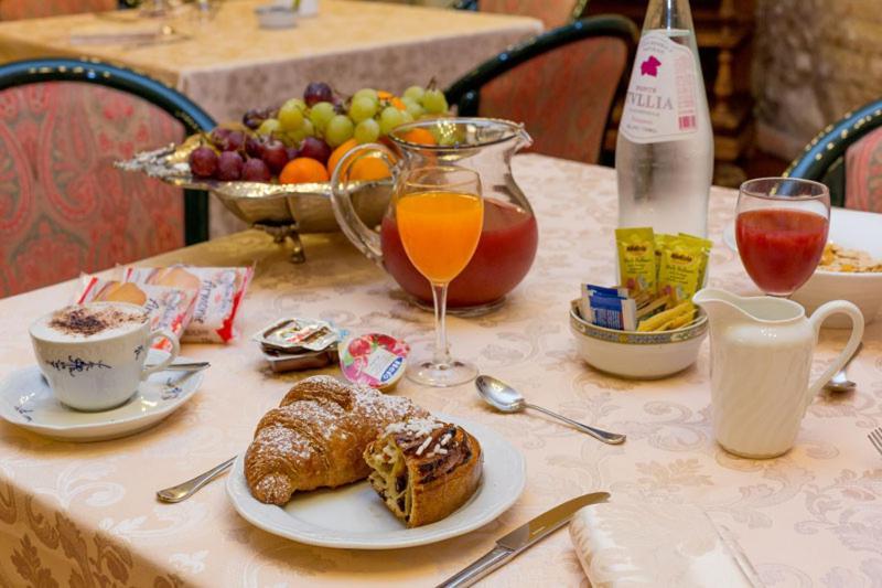 Hotel Corte Dei Tini テーラモ エクステリア 写真